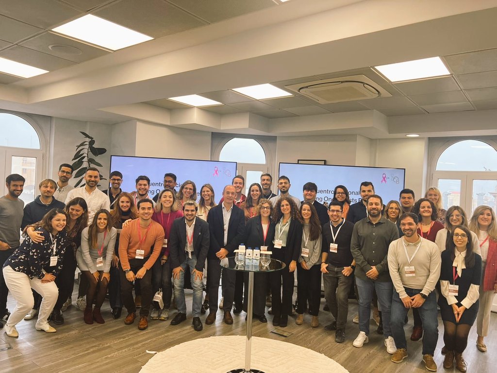 ¡Ha sido aún más de los que esperábamos! Me traigo a casa una mochila cargada de buena energía, motivación y compañerismo. Gracias <a href="/yobreast/">yobreast</a> <a href="/YOB_Cat/">Young Oncologists Breast Cat</a>