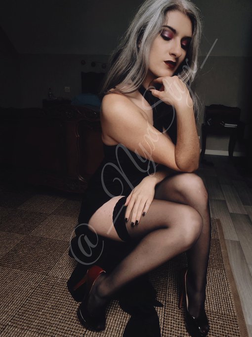 Bon week-end 😚 https://t.co/bLr5frAAw8<a href="/tag/tittytuesday"class="tags"><span>#tittytuesday</span></a><a href="/tag/vendrediseins"class="tags"><span>#vendrediseins</span></a>