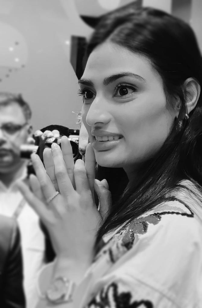 RahulVa50534715's tweet photo. Today @theathiyashetty ma'am at the acetech 2023, bombay exhibition centre, nesco goregaon mumbai. @GMModular @mischief_green @LazeLifestyle #Athiyashetty #Acetech2023 https://t.co/EqQENlAMN9