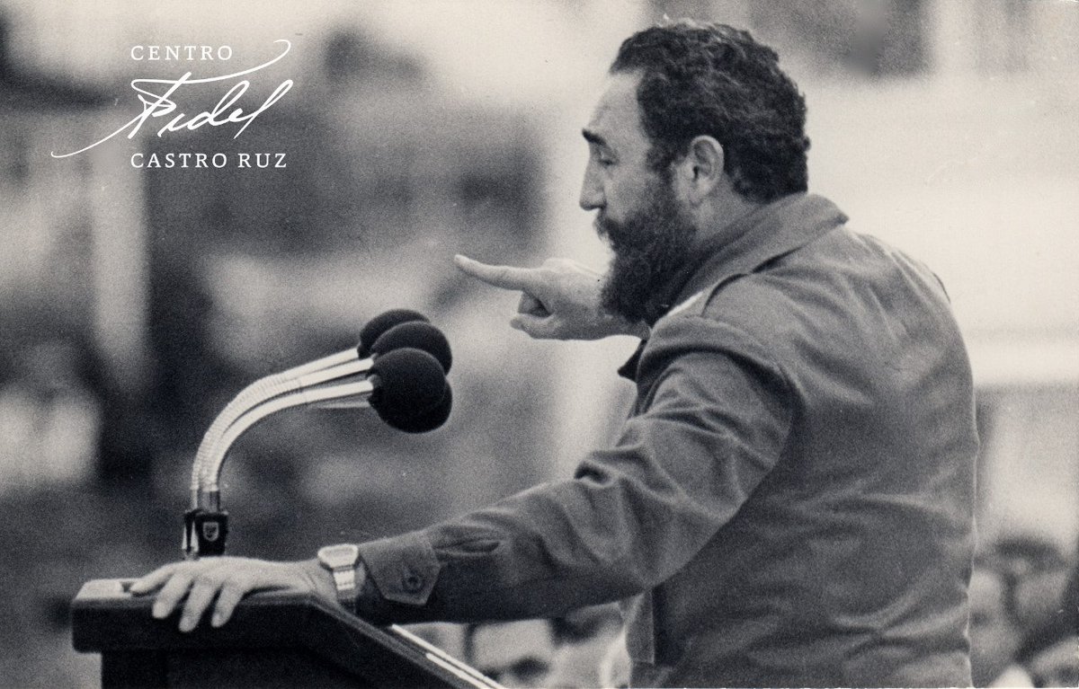 #Fidel:"Hay que aspirar al máximo para lograr lo más posible. Lo que importa no es la meta, sino el rumbo que nos hemos trazado, sin predicar el odio contra nadie, sin sacrificar los derechos de nadie, sin violentar a nadie (...)". #FidelVive