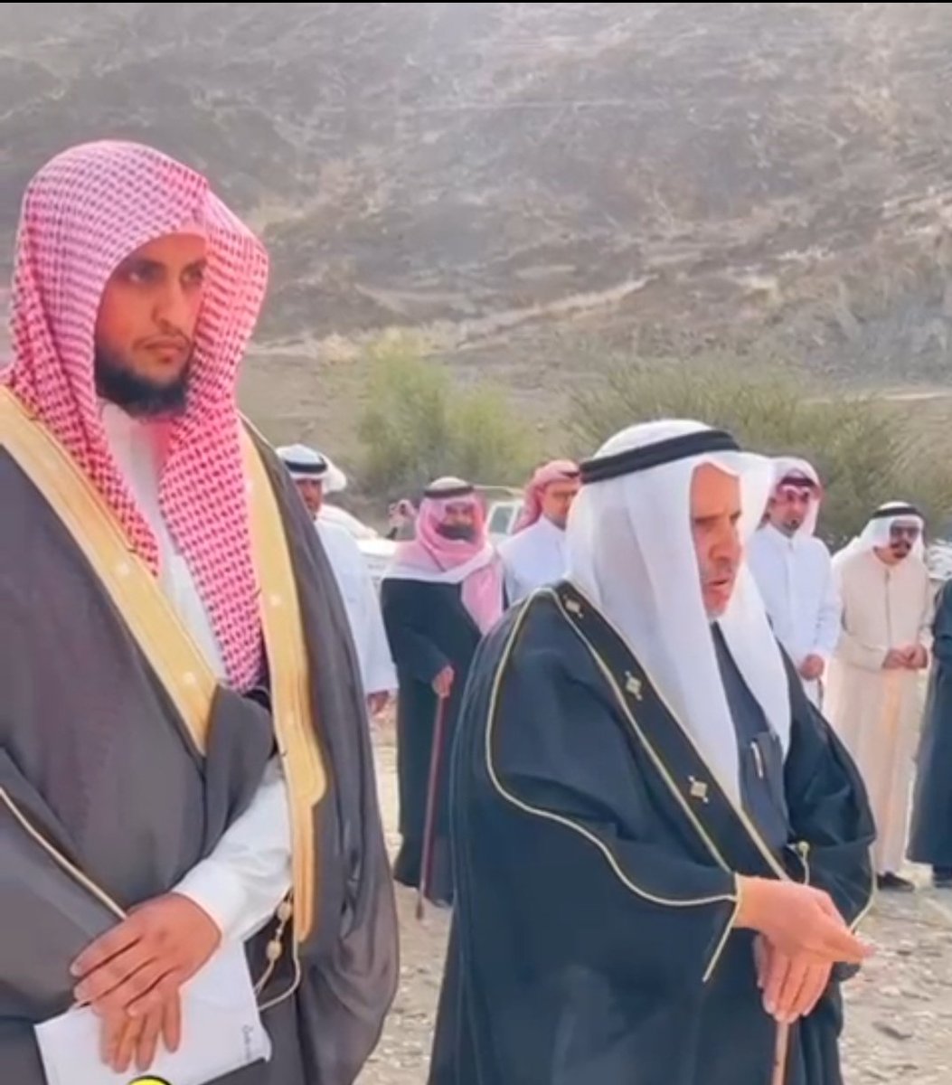 ALLfaaih's tweet photo. شاركت قبيلة آل لفيح هذا اليوم السبت ،أخوانهم من قبيلة بن يثلة بني شهر ،بتقديم مبلغ
 (٦١ ألف) ريال مساهمة منها في مشروع طريق منصبة-عياء.@Blasmer_gate @balasmar07 @TMC1440 https://t.co/kUTLSLXQrr