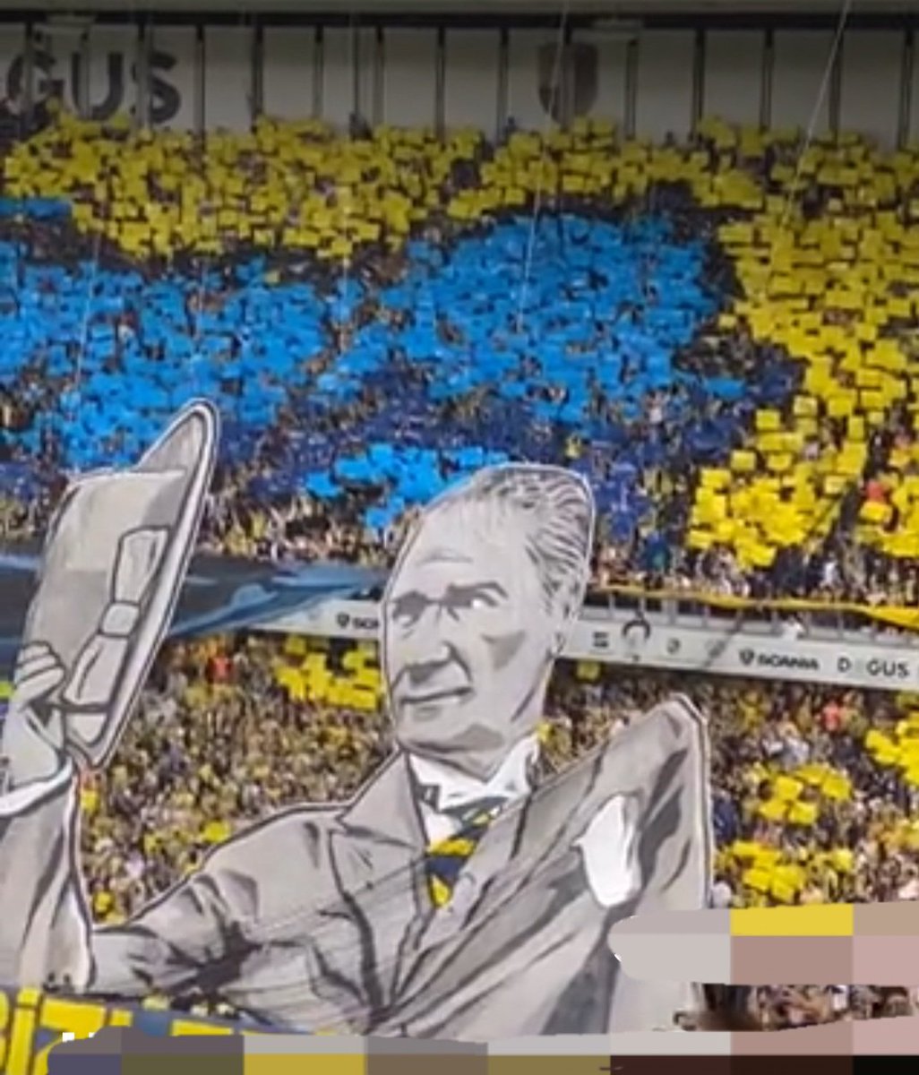 fbbysb's tweet photo. CUMHURİYETİN FENERİ AYDINLATIYOR BİZLERI 💛💙💯🇺🇦🇹🇷💯 https://t.co/e6TgXsBaUU