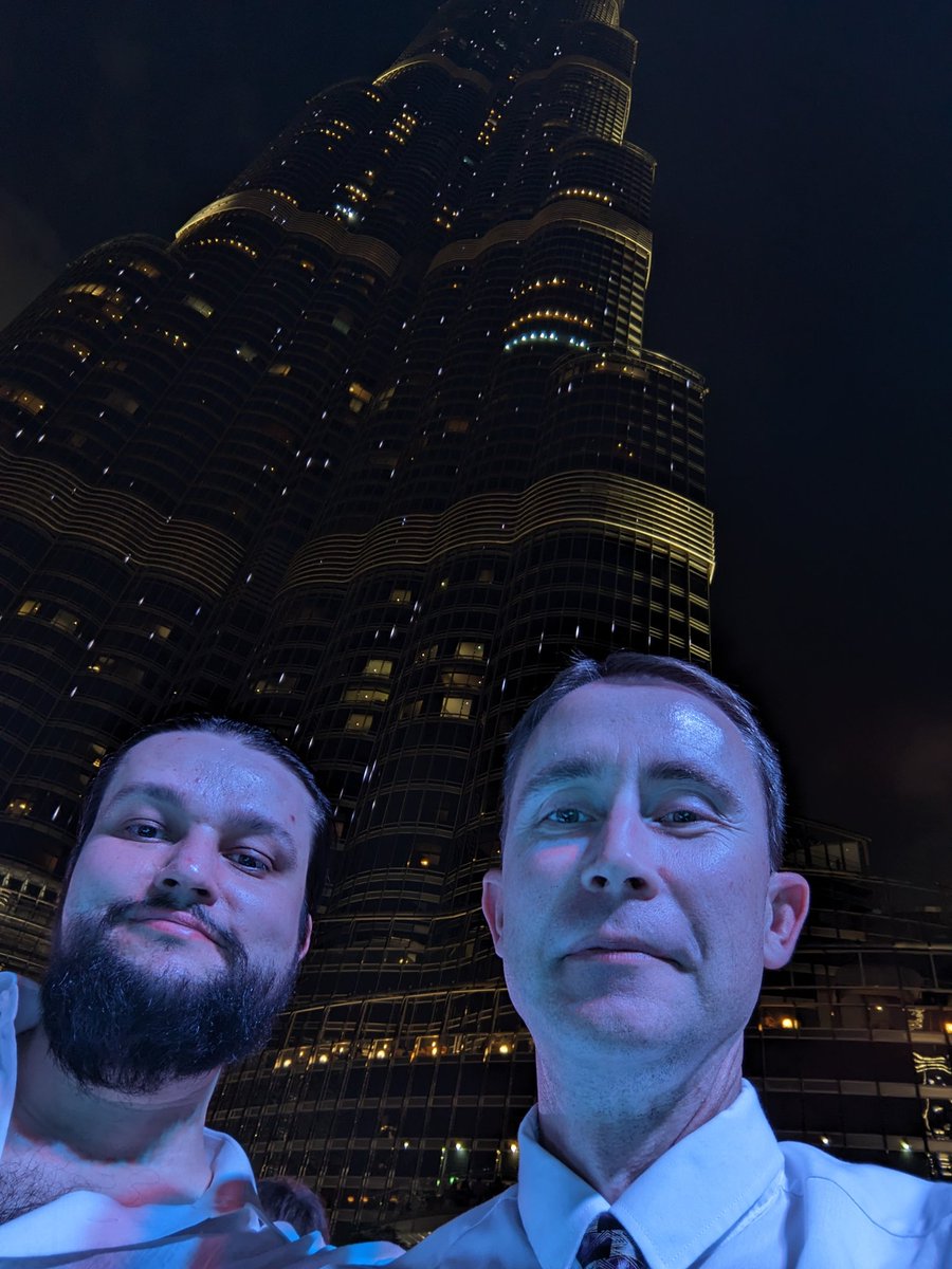 amw7's tweet image. #burjkhalifa @ravanave #CardanoSummit2023