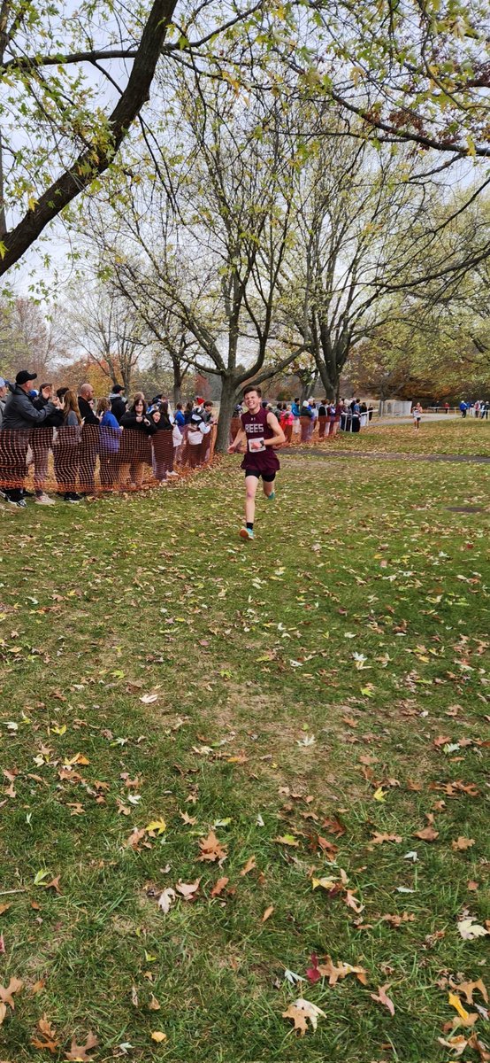 CONGRATULATIONS LINCOLN MCGRATH!! MOVING ON TO THE CC STATE MEET!! GREAT JOB!! WHAT A WEEKEND FOR THE BEES! #BBPride <a href="/BataviaDNSports/">Daily News Sports</a> <a href="/BBCSDBuzz/">Byron-Bergen CSD</a> <a href="/SecVAthletics/">Section V Athletics</a>