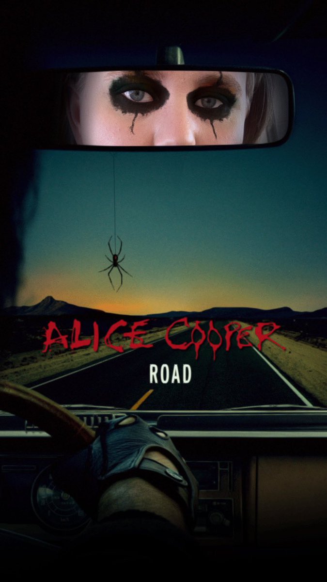 I'm Alice, I'm the master of madness, the sultan of surprise… I'm Alice, so don't be afraid, just look into my eyes, oh yeah! #AliceCooper #TheRoad 🖤🕷️