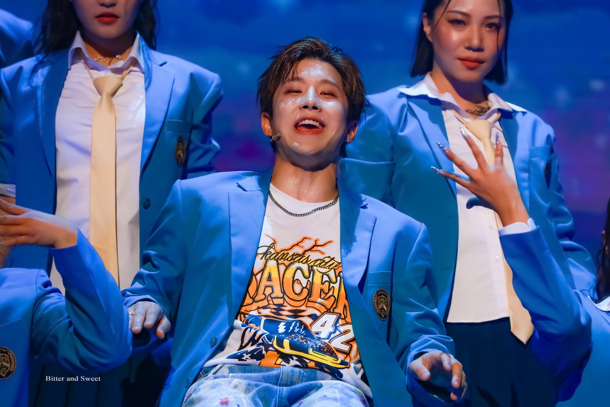 withjinwoo_com's tweet photo. 230610 드림하이

#아스트로 #ASTRO #진진 #JINJIN #박진우 #비스마
@offclASTRO https://t.co/YJD9ex0iXd