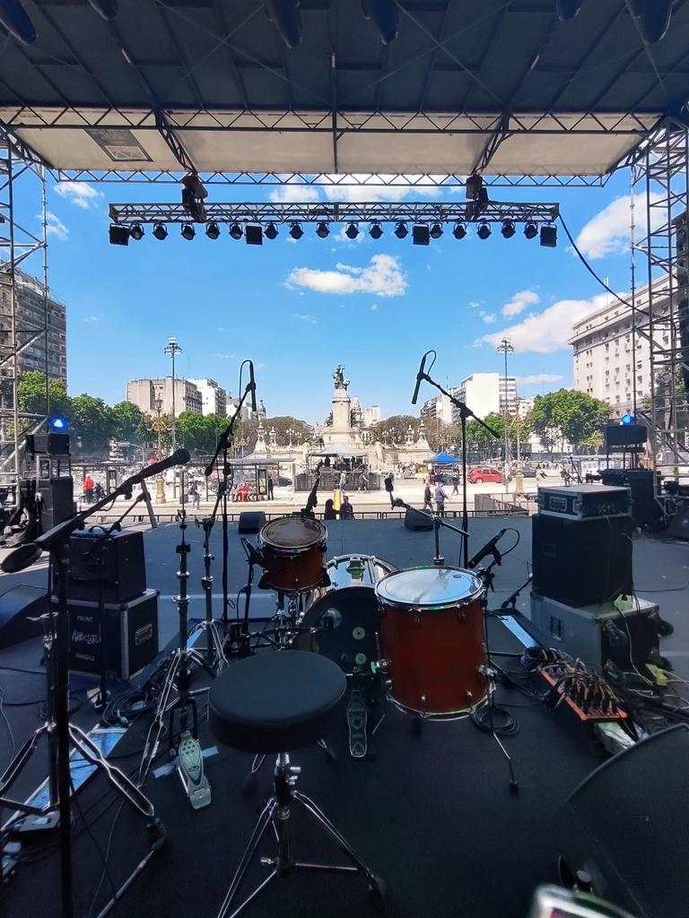 Llegamos !!! 

#MarchaDelOrgullo #orgullo2023 #Orgullo #LeyIntegralTrans #MarchaDelOrgullo2023