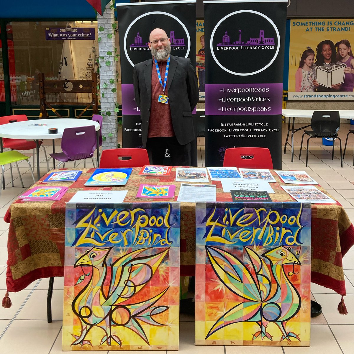 LivLitCycle's tweet photo. So much has happened since this photo was taken at the #Bootle Children’s Literary Festival #StoryFair in #BootleStrand this morning with @ykidsbootle and @kingsleyandco_ and many other organisations and individuals. Such a brilliant event! #BCLF23 
#livlitcycle #liverpoolreads https://t.co/FZ9FJIsWEz