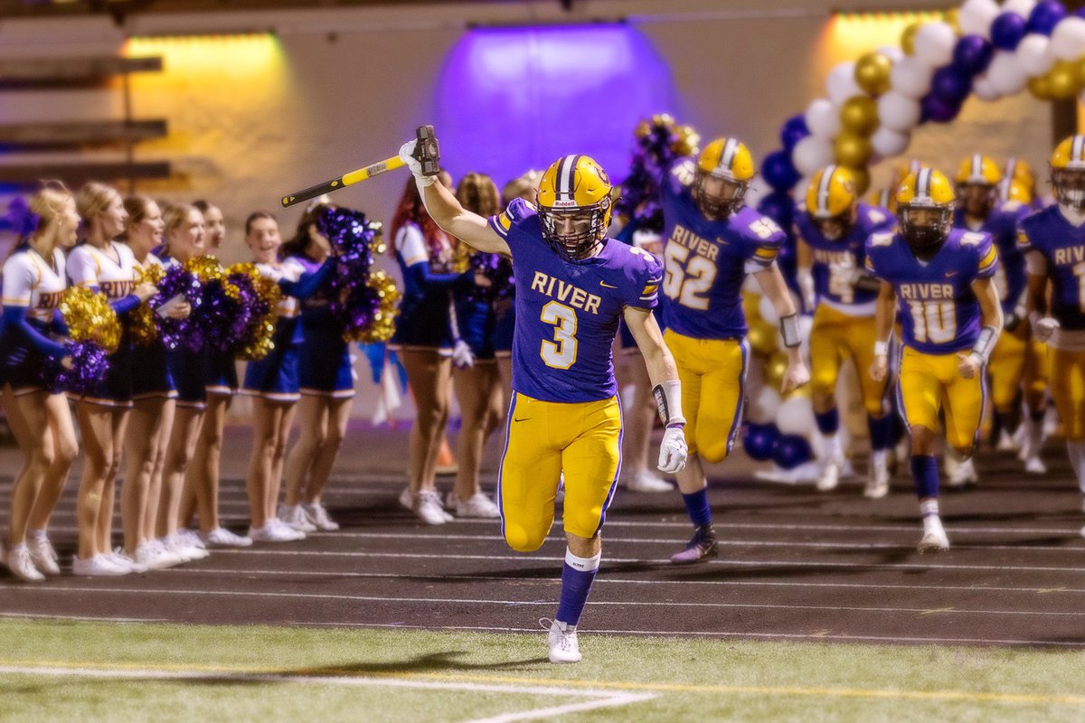 Honored to receive All League Honors as a Wide Receiver for the second year In a row! #AGTG <a href="/football_river/">Columbia River Football</a> <a href="/spatmn/">Dewayne patterson</a>
