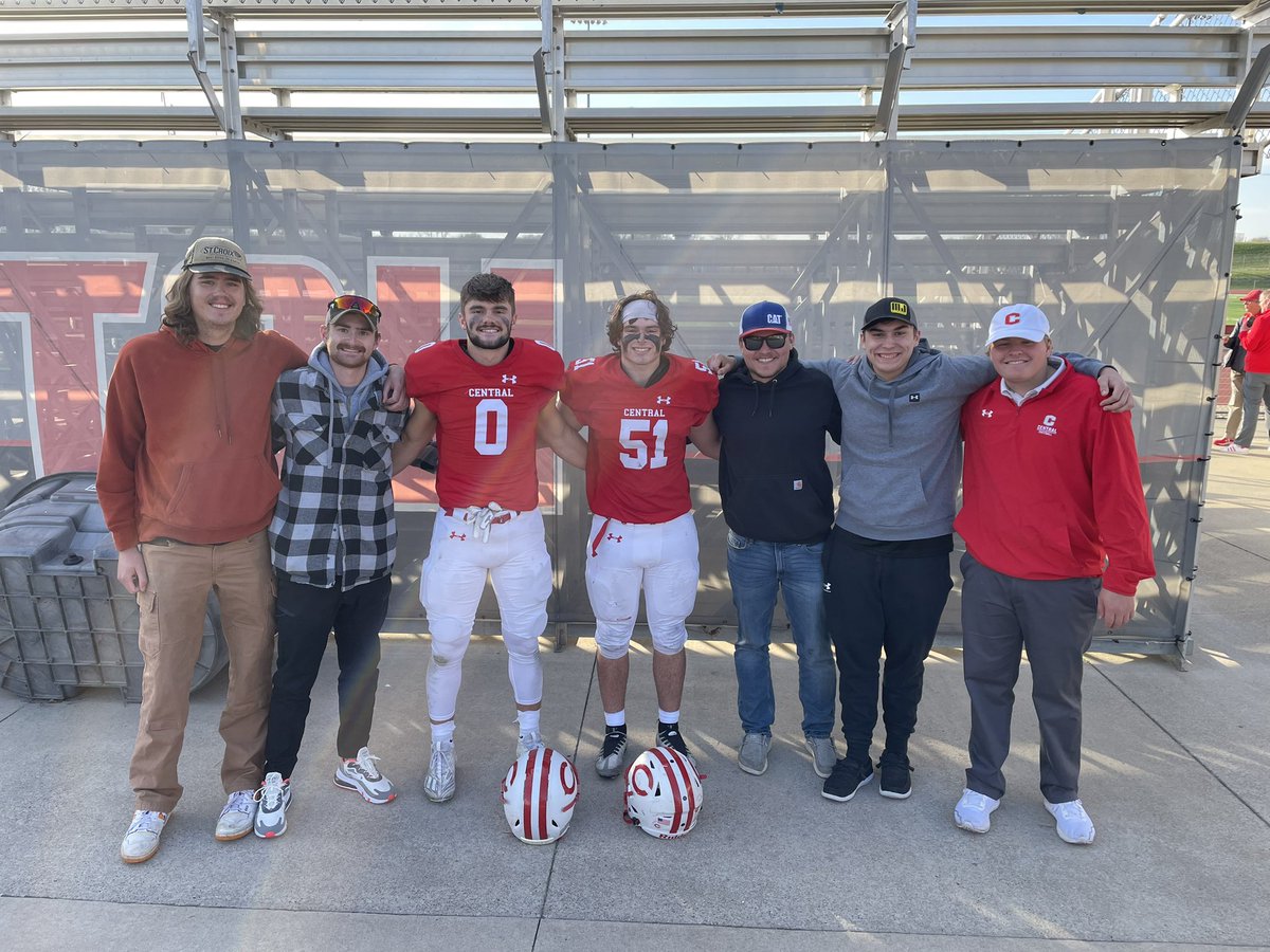 Good bunch of fellas came to watch Gav and Feddy!  Once a Bear always a Bear.  <a href="/wbbearsfootball/">West Branch Football</a>