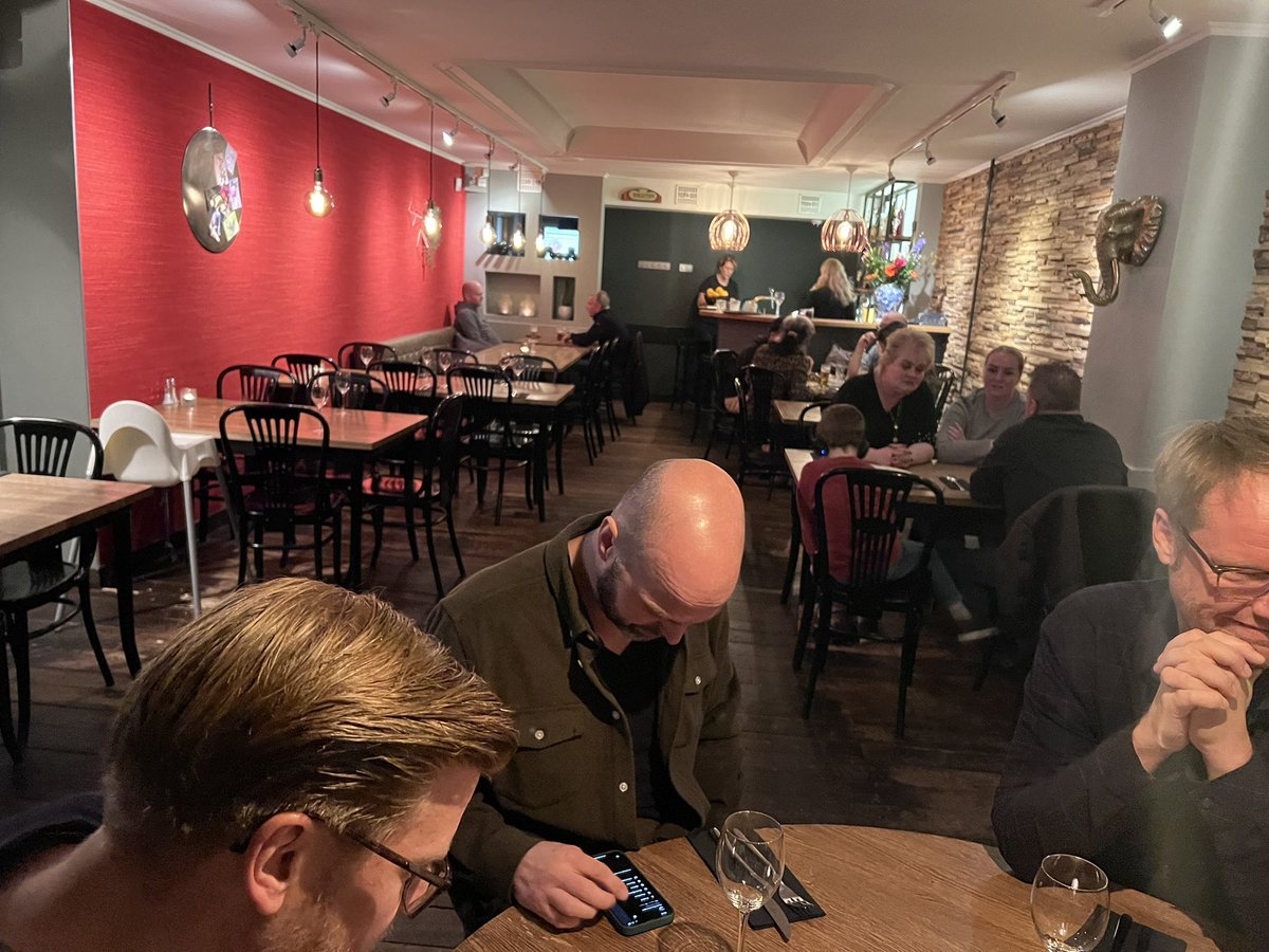 Expertribs tweet media