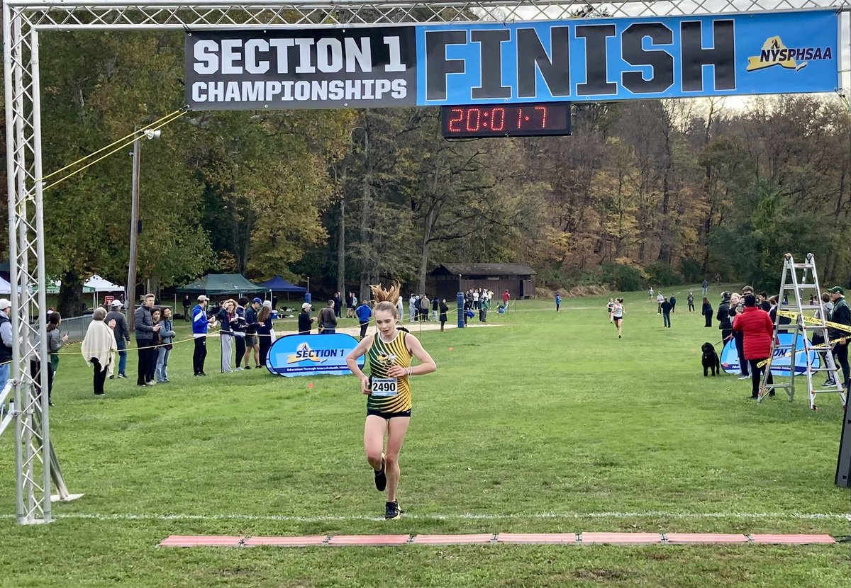 Hastings Cross County Superstar, Caitlin Thomas, took home the Section 1 Girls Cross Country Class C Championship title today at Bowdoin Park. Caitlin is off to the NYSPHSAA State Championships on 11/11 at Vernon Verona-Sherill HS. The entire Hastings Community is proud of you!