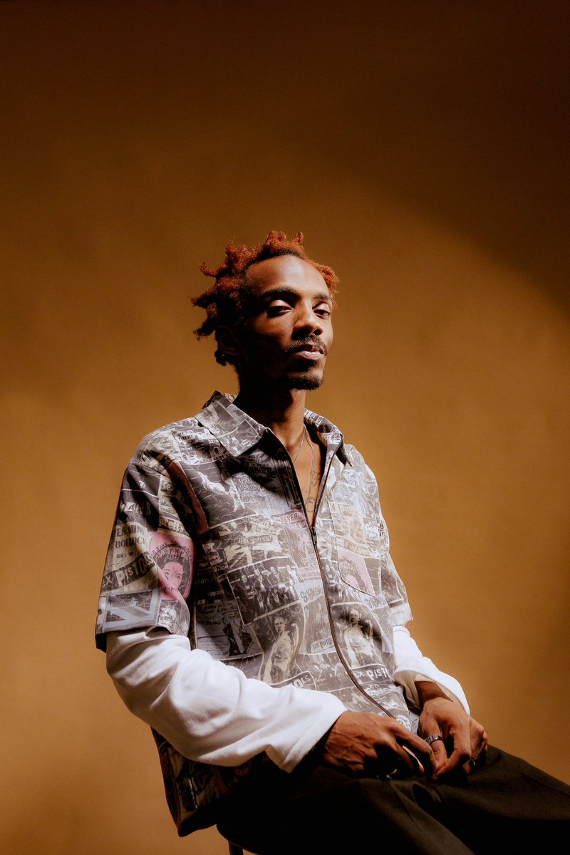 Tracklist for the project of my life 🖐🏾🤚🏾
So much to give you on Friday I’m excited 🌹🌠

Thank you to everyone who worked on this album with me. I feel alive ❕

The love is what keeps me doing this, thank you for bookmarking such a time.

Presave here: too.fm/emx78zk/presav…