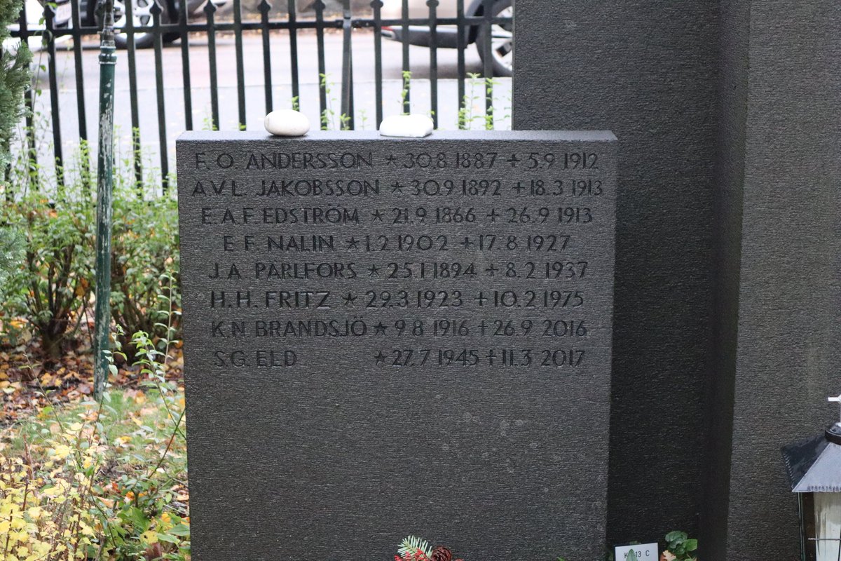 Anna, känd från tunnelbanan tweet media