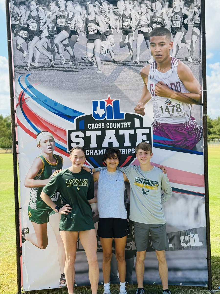 6th Cadence Patterson 31st Eva Zabarcencu 54th Tristan Schenk Way to go HAWKS! @CL_Hawks @CLHSPrincipal @cadencepatt