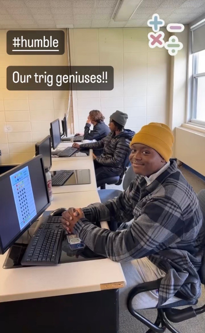 Today STEP ss @mercycollege got to #MathPlay🧮 with Exact Trig Values &amp; Master Mind via <a href="/geogebra/">GeoGebra</a> classroom👨‍🏫One of our rockstars solved it in two steps😎

#CodeBreaker #ITeachMath #MTBoS #MathIsFun #MathChat #STEM #EdTech #Math #Maths