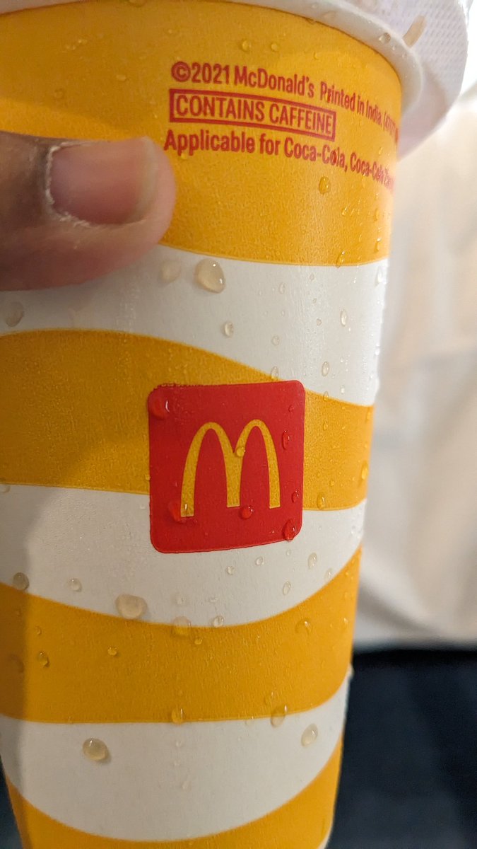 outof_nowhere's tweet photo. @Swiggy useless https://t.co/gLzaCvwRpa