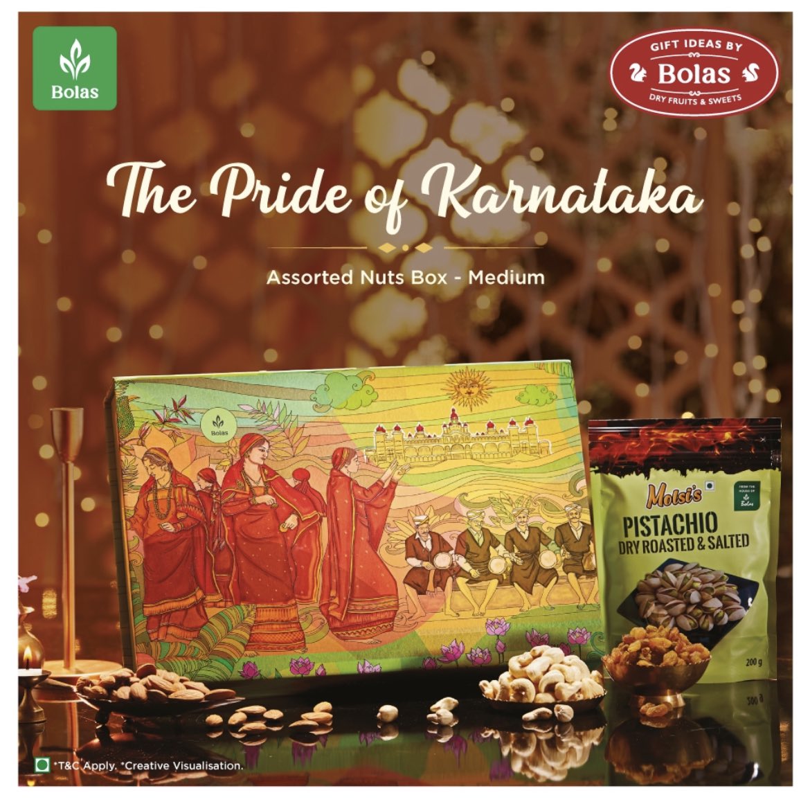Bolasindia's tweet photo. In the rich cultural landscape of Karnataka, the Kodagu and Mysuru regions hold pride of place. Bolas’ Heritage Series of gift boxes is an ode to this beautiful history. It is a delightful combination of the world’s finest Dry fruits and Nuts. #DiwaliwithBolas https://t.co/aVYEJyYTb5
