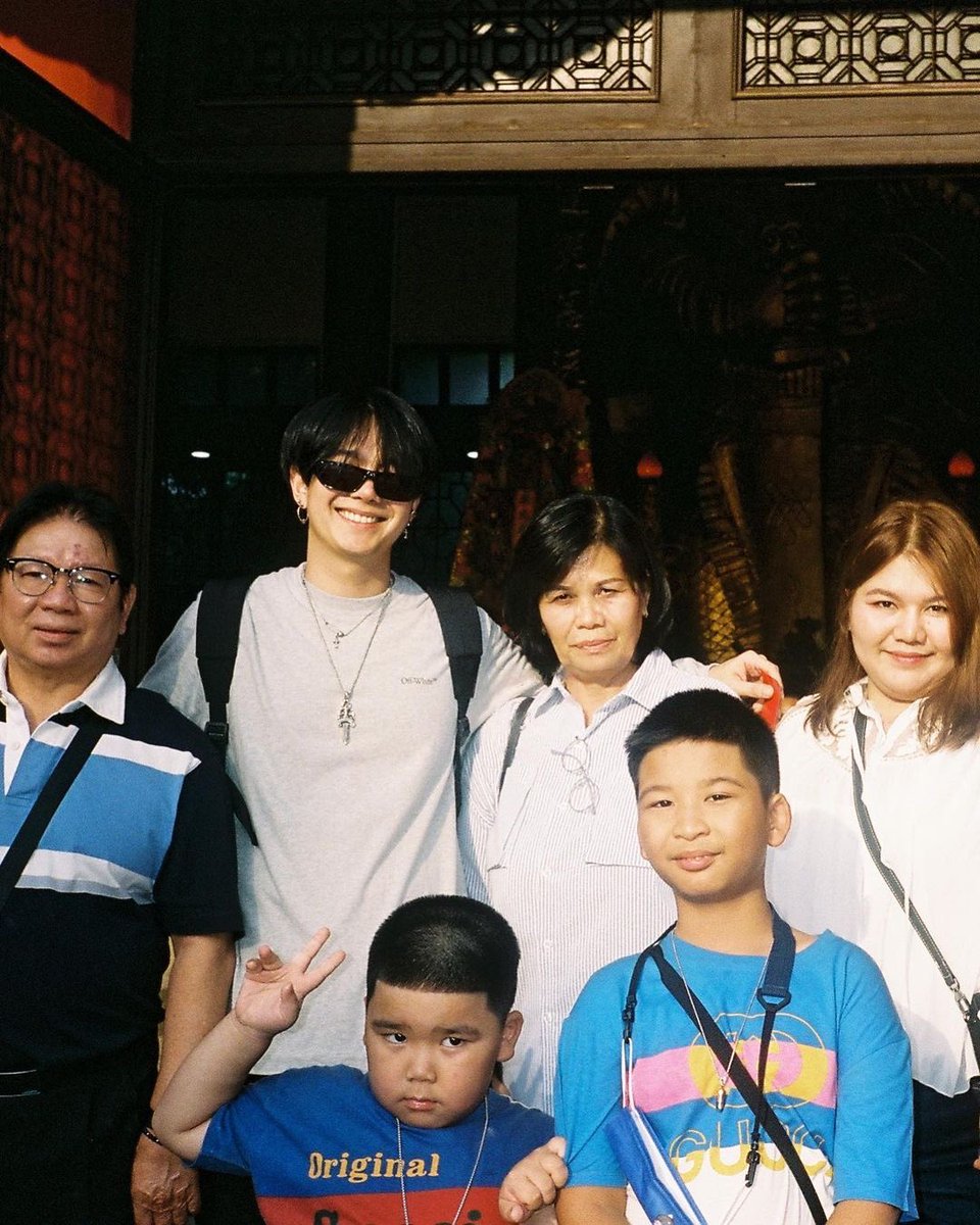 Build IG update : 

Puttha’s family 💙🥰

യ #BuildJakapan #Beyourluve ꕤ  
૮₍ ´˶• 🐽 •˶` ₎ა <a href="/JakeB4rever/">BIU.</a> ♡