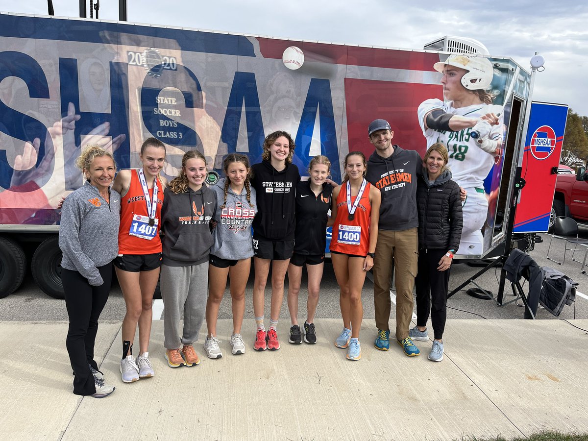 statesmensports's tweet image. Congratulations to junior Parker Allen and freshman Carson Selby on earning state XC medals today placing 10th and 11th respectively!

And congrats to our girls team who placed 7th overall in the Class 4 race!
