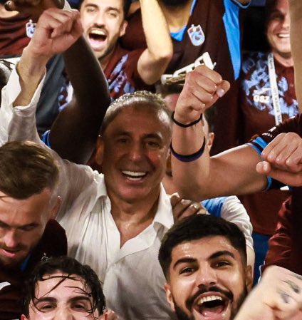 Allah senden razı olsun baba yaşattıklarını asla unutmayacağım