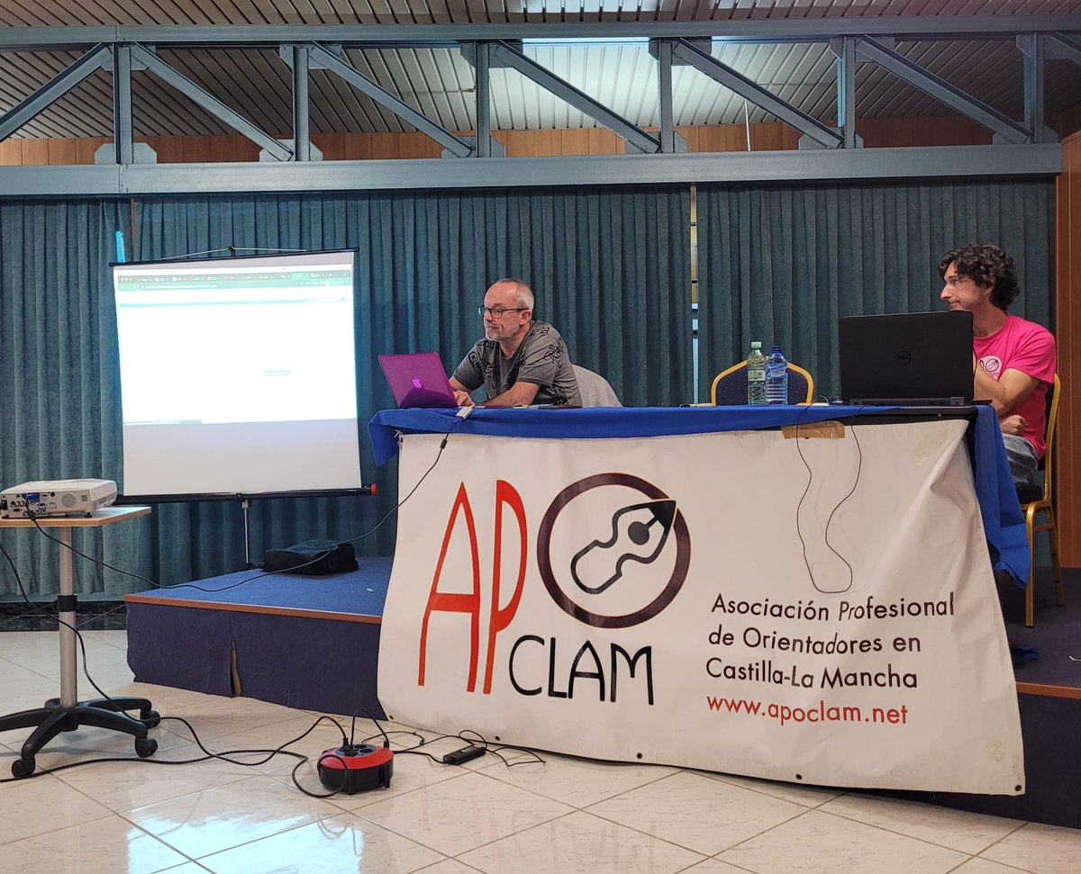 Algunas imágenes de nuestra asamblea de hoy.