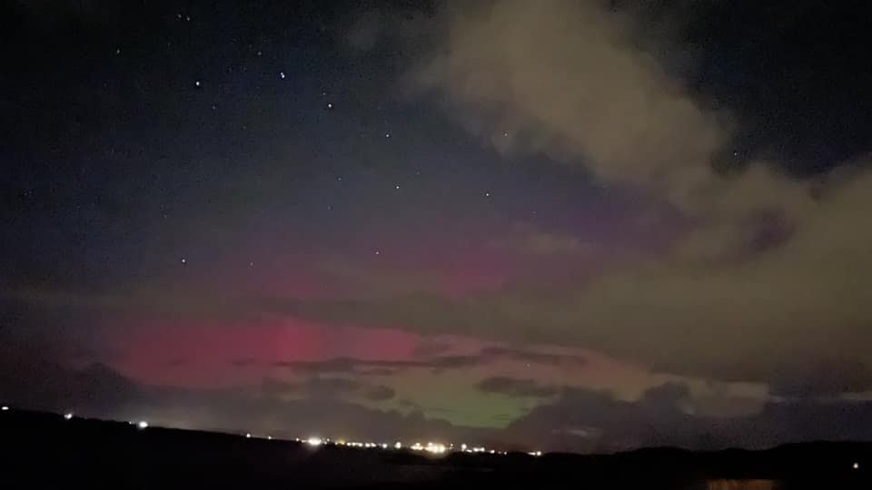 Aurora spotted on Coral Strand, Galway. 📸 Nicola Simons