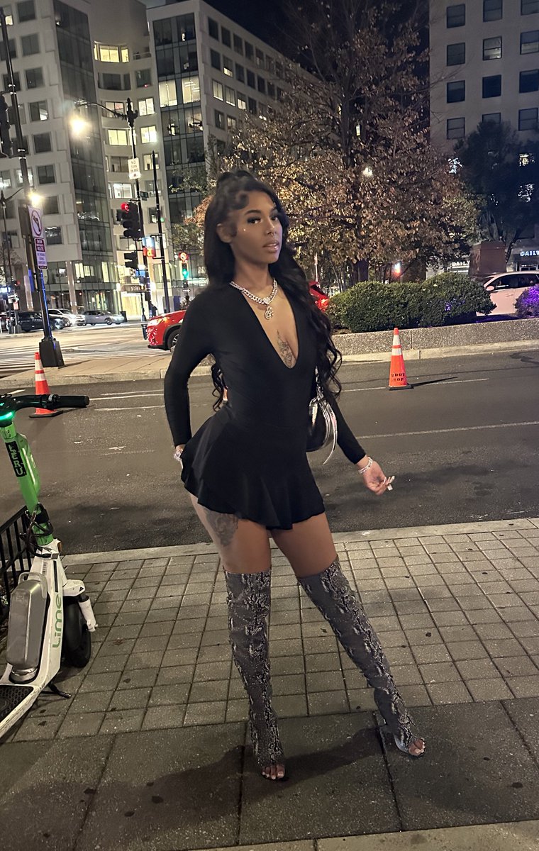 AryahSimone's tweet photo. my brother name not kyle but im still the don 💋 https://t.co/AmOqLM0So9