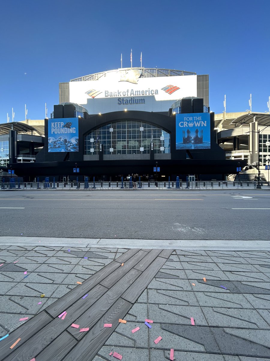 bigcatMattimus's tweet photo. Keep fucking pounding. This place gives me chills. I CANNOT wait for game day tomorrow. I believe in this team more than anything. This season might not be a successful one record wise but we on the right path and will be making waves in this league soon @Panthers #AlwaysPounding https://t.co/oT5gUsW4eh