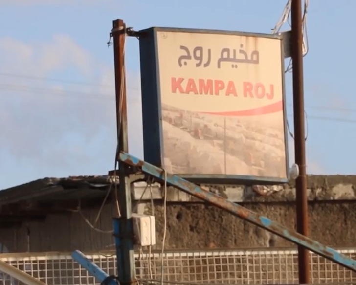 FamillesDes's tweet photo. 5 novembre 2023
Une centaine d'enfants français
sont TOUJOURS détenus
dans le camp de prisonniers #Roj
au Nord-Est de la #Syrie
en violation absolue du droit international
et de la Convention des droits de l'enfant
#RapatriezLesTous
@EmmanuelMacron @Elisabeth_Borne @MinColonna https://t.co/iTbojLCVel