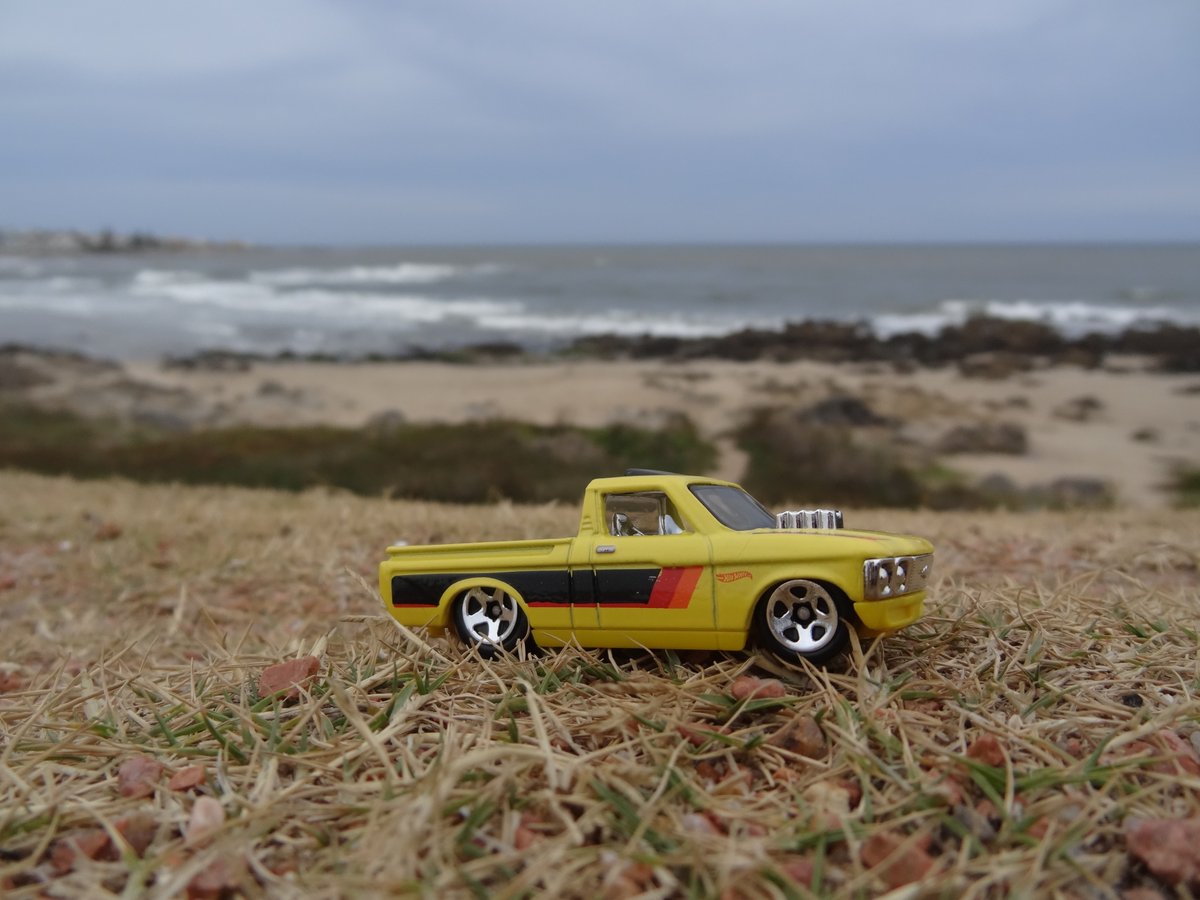 thetoysgarage's tweet photo. 2016 Series Hot Wheels Custom '72 Chevy Luv

Please ❤️ and share

#chevyluv #chevypickups #chevydiecast #4x4diecast
#hotwheelsphotography #hotwheelscollectors #diecastcollection #diecastcollector #hotwheelsdaily #dioramadiecast #diecastcarworld #diecastcarscollection #scale164 https://t.co/0Z0fMpbAbj