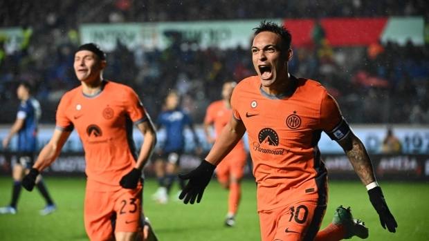 Unstoppable #inter!

2-1 against #Atalanta and +5 on Juventus