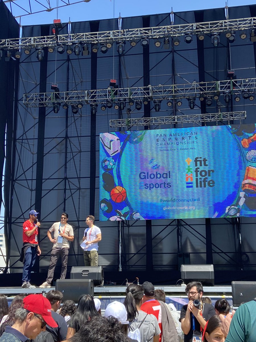 levelupdoctor's tweet photo. Physical activity is paramount for overall health and wellbeing. @globalesportsfed is proud to support the @unesco Fit For Life program that promotes physical activity, mental health and inclusivity. #worldconnected #FitForLifeDay #fitforlife #move4equality https://t.co/LuRGcCorvV