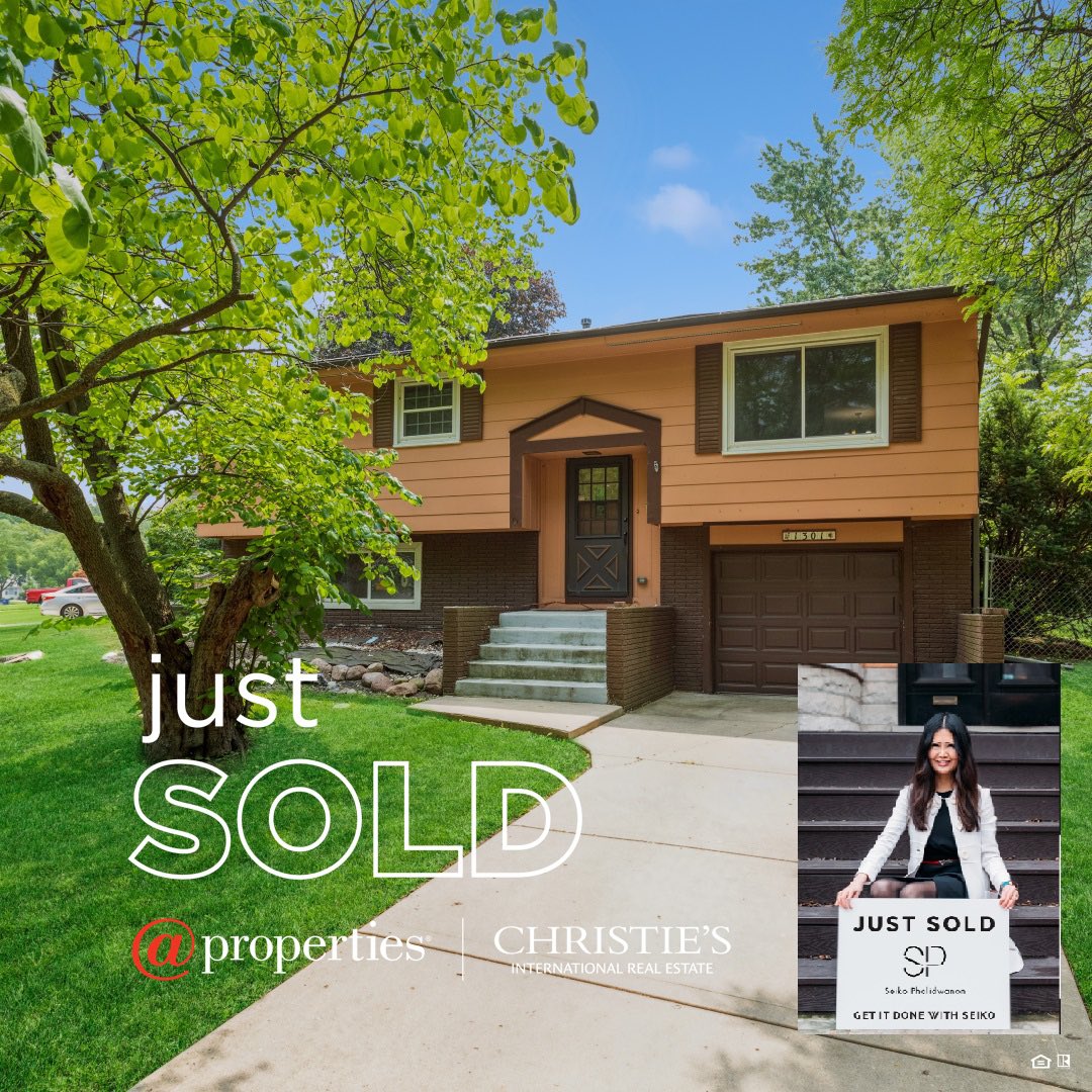SeikoRealtor's tweet photo. Just Sold my long term client's home in Schaumburg. Another new journey begins for my sellers. Congratulations! to Victor &amp; Amy on the sale of your house.
#getitdonewithseiko #seikorealtor #atpropertieschristies #singlefamilyhome #schaumburg #sellersagent #getitdonewithseiko.com https://t.co/AaVN08kb7d