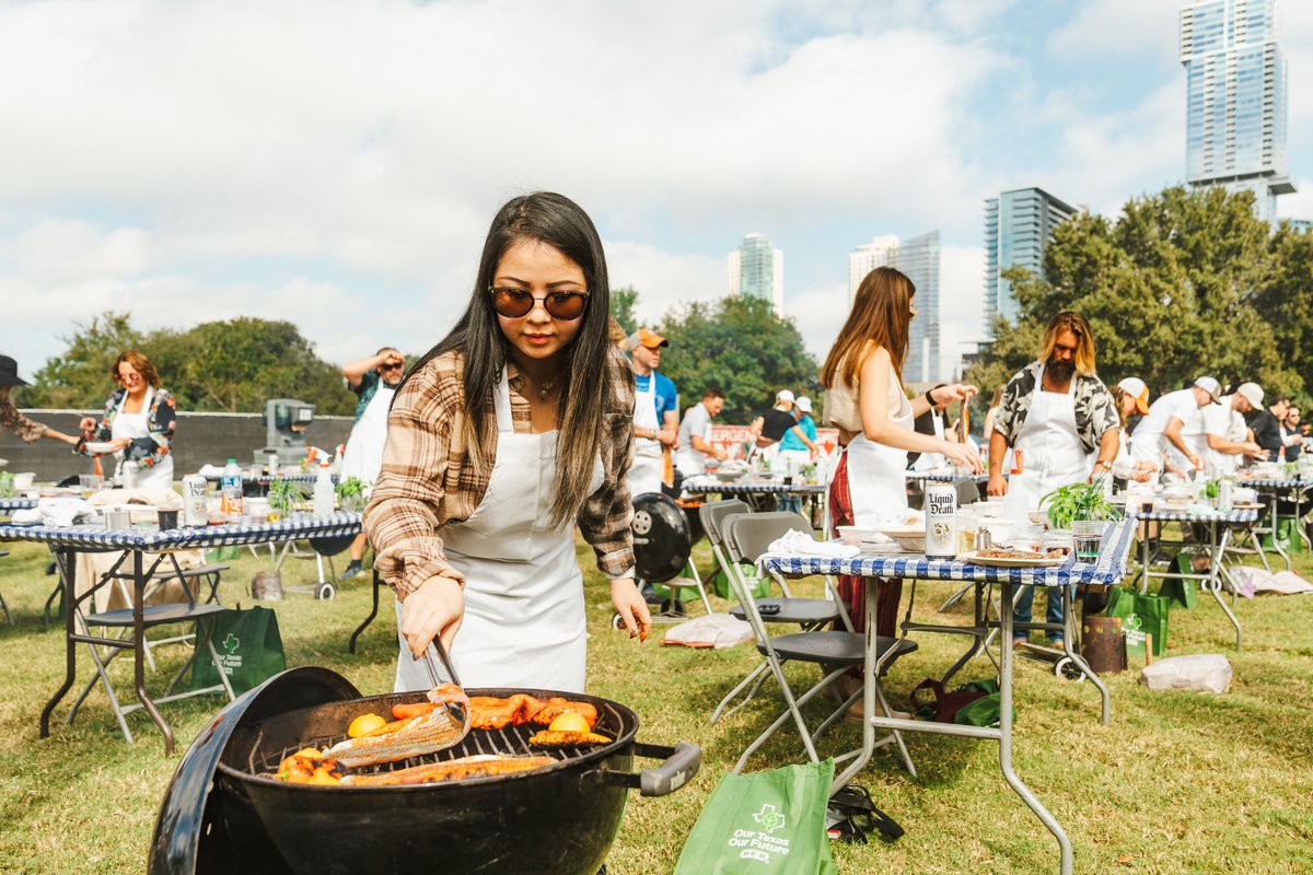 “Meat” us at Hands-On Grilling 🔥 Thank you to <a href="/cheftimlove/">Tim Love</a> for hosting the brand-new pre-festival cookout and giving our pitmasters pointers on how to grill to perfection!