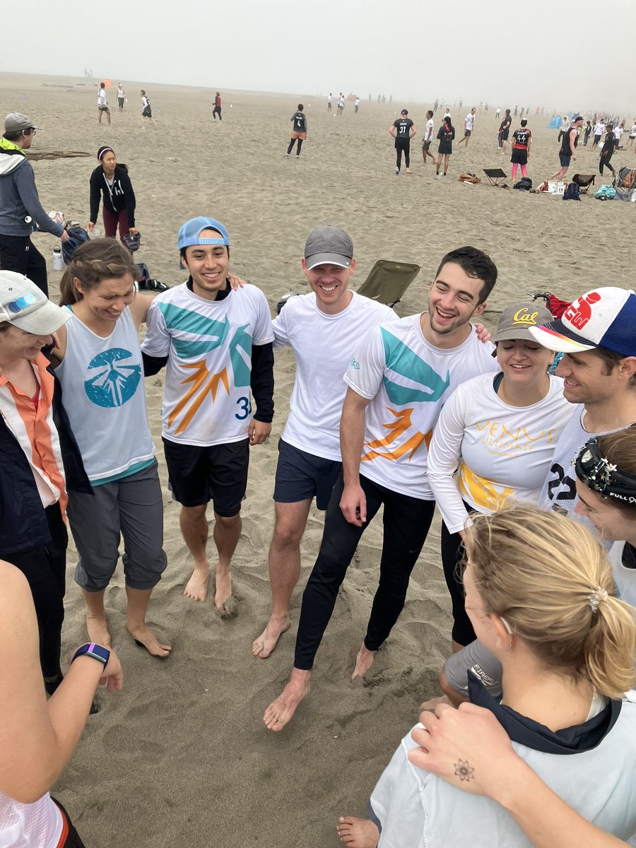 this is a dawg friendly beach