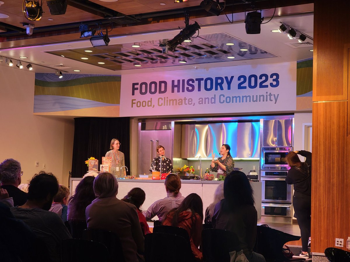 Time for another Cooking Up History program at the <a href="/amhistorymuseum/">National Museum of American History</a> hosted by <a href="/AshleyRoseYoung/">Dr. Ashley Rose Young</a> with <a href="/PatiJinich/">Pati Jinich</a> and Andrea Alvarez! #Smithsonianwomenshistory #SmithsonianFood