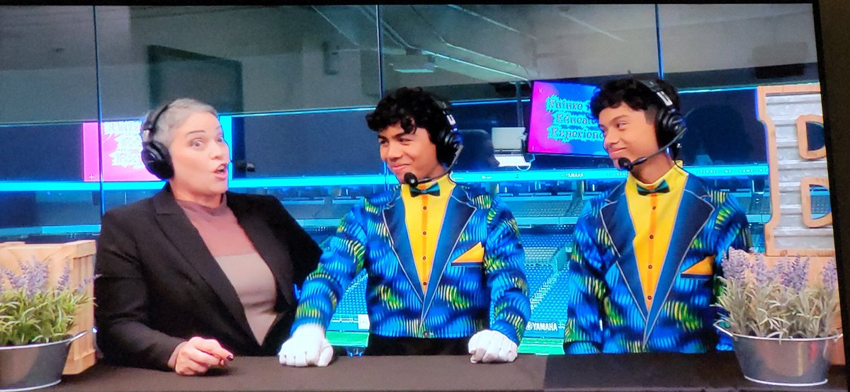 Jenny Mullins tweet media