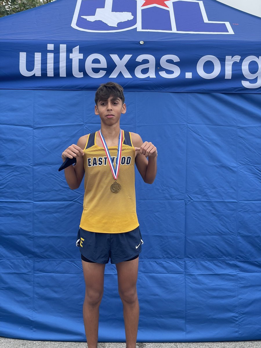 Danny Torres makes a little El Paso history. Danny becomes the 2nd El Paso boy to earn a top 5 finish at the 6A State XC championships! The other boy is also an Eastwood Trooper, Daniel Bernal  who finished 3rd in 2016.