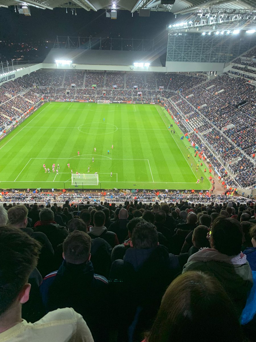 SheWore's tweet image. FT 1 nil to the pgmol...

The ball was out
It was a foul
It was offside...
It was 2 red cards

Corrupt.

Words - Gav
Pic - Matty