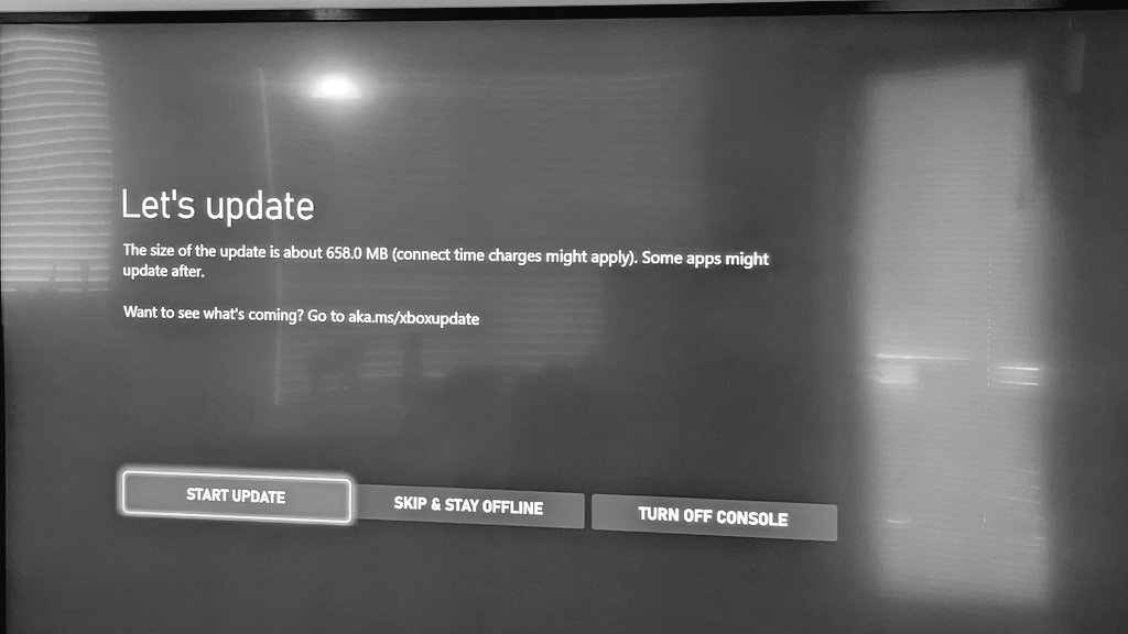 cawpin's tweet photo. This is the second time in a row this has happened. There is an update, I am not notified anywhere, things on my @xbox just stop working, won't launch, or are generally broken. I manually go to check for updates, SURPRISE, there's an update. Fix this, @Microsoft @XboxSupport https://t.co/vebiOOStcK
