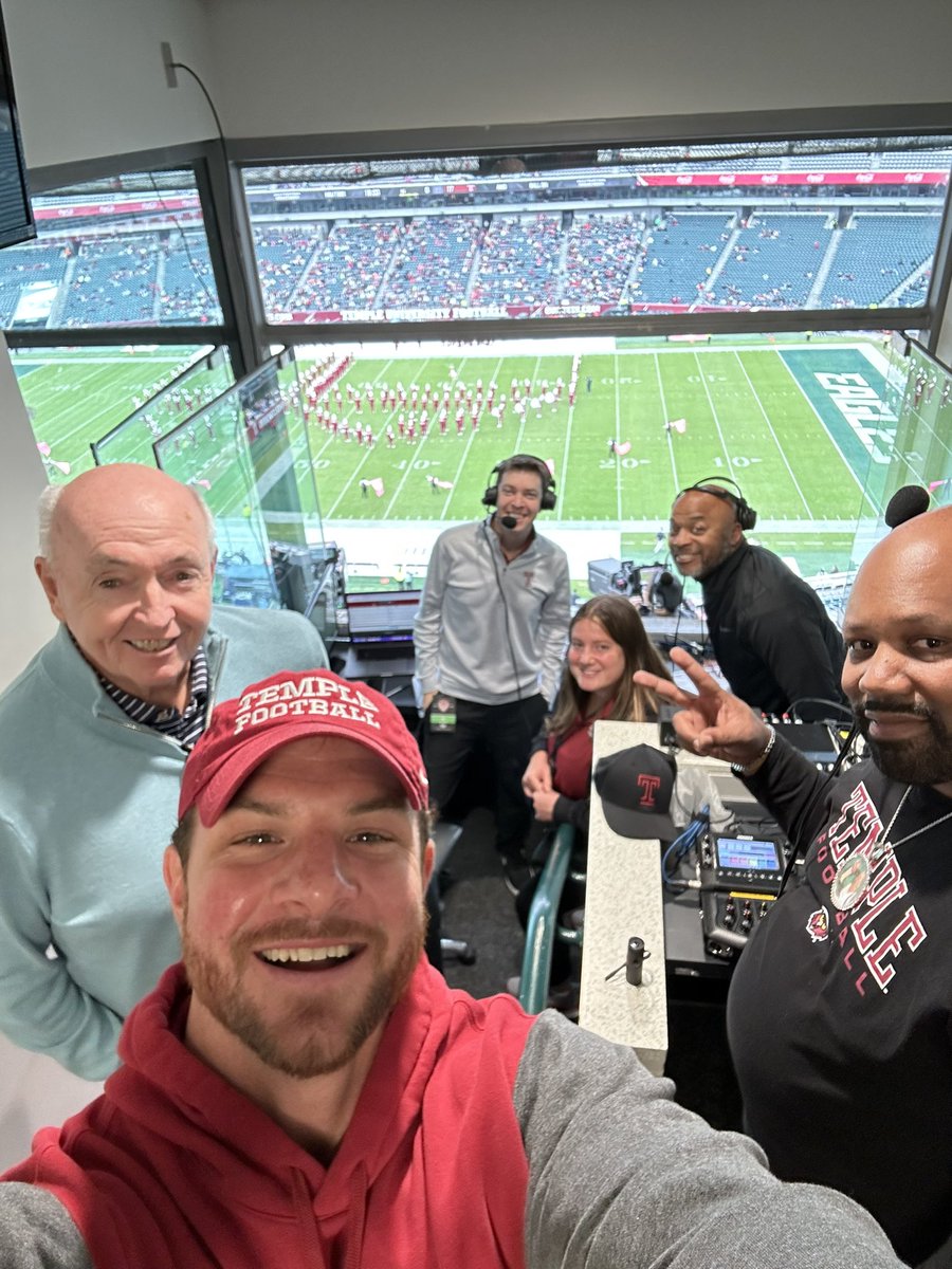 Great to back in the booth visiting the best radio team in the nation! 

Some of my favorite memories at <a href="/Temple_FB/">Temple Football</a> were calling games with this crew! #TempleTuff 

<a href="/PaulPalmer_6/">Paul BooBoo Palmer (blue check)</a> <a href="/KevinCopp/">Kevin Copp</a> <a href="/harydona/">Harry Donahue</a> <a href="/TroyWilmot7597/">Troy Wilmot(t)</a>