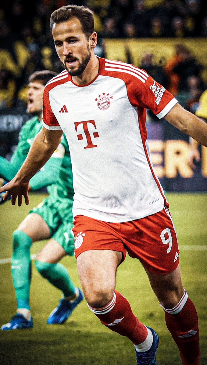 bayern_focus's tweet photo. WE ARE BAYERN!!!👊🏼🔴⚪️
4:0..🔥🔥

#FCBayern #MiaSanMia #Bundesliga #BVBFCB #Klassiker #WeAreBayern @FCBayern https://t.co/H81zzAIEkv
