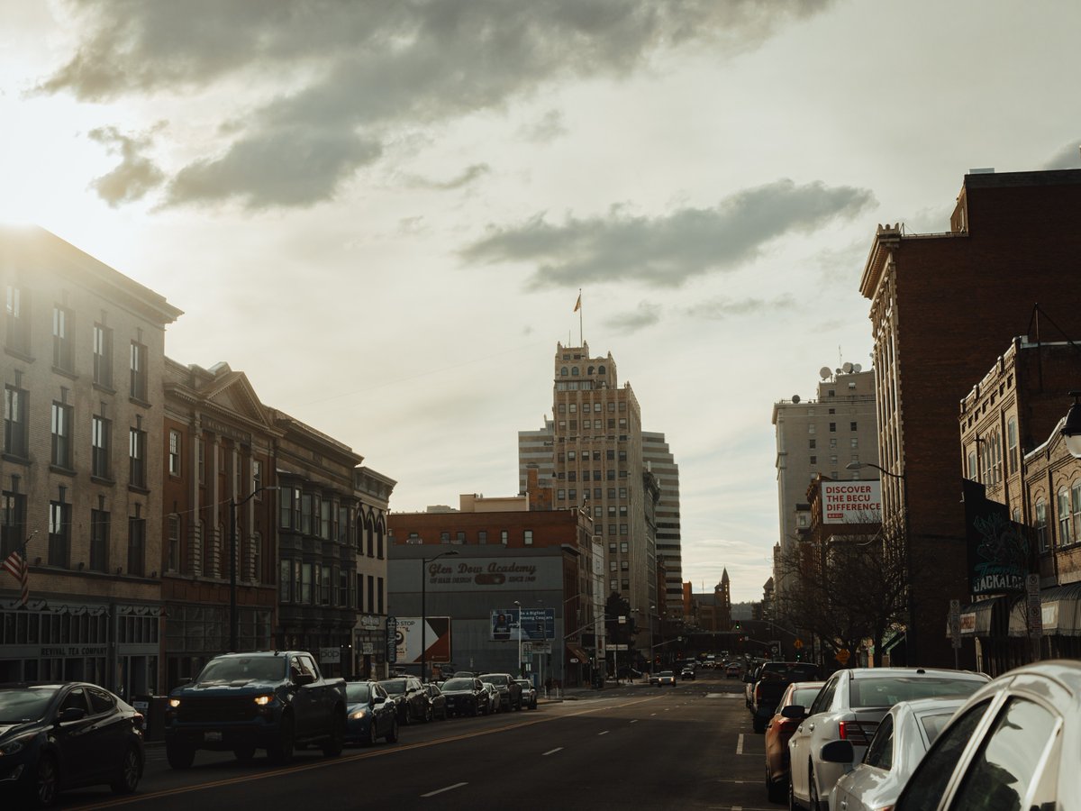 Spokane views never get old! 💫 

We hope you are staying warm! It is officially sweater weather out there. 🍂🧣 

#KinetekMedia