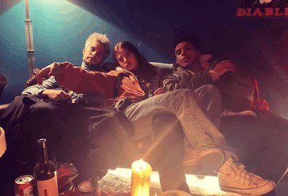 LunaLoveCrazy81's tweet image. Another plea to Netflix to give us back Half Bad. Another day it does unnoticed. 😩😩
 #HalfBad #SaveHalfBad #TheBastardSonAndTheDevilHimself