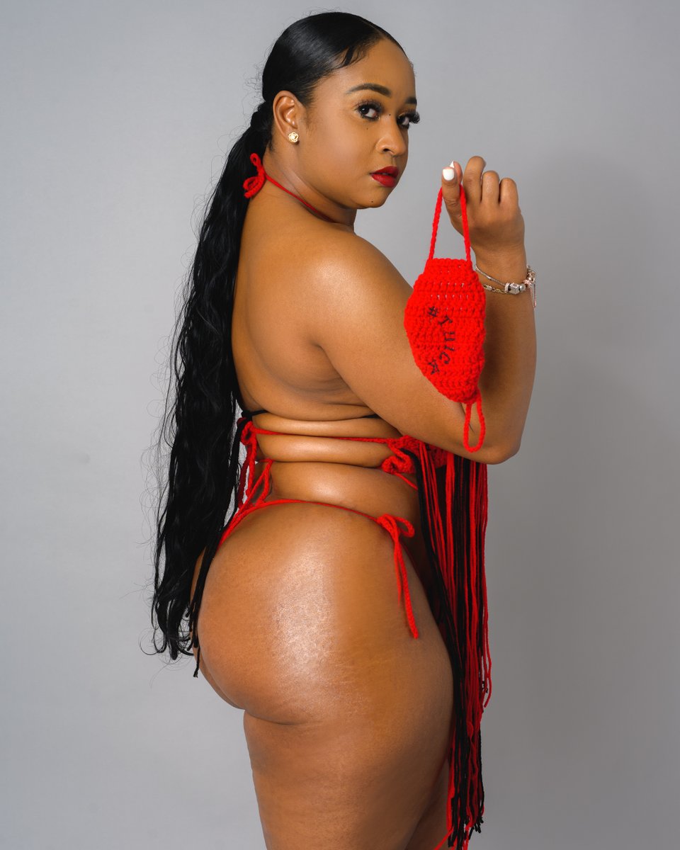 sensual_sp's tweet photo. #thick...w/ @annikita_kay.  See the whole set -- plus a bonus look -- at https://t.co/MFjHGnaTCF https://t.co/iguLwe24Tm