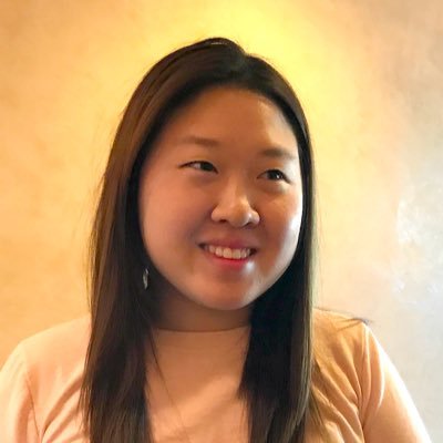Evatheking250's tweet photo. Don't forget to check out our latest Twitter post featuring the incredible author @axieoh! 📚✨ Share your favorite book by her in the comments! 💬 #AxieOh #AuthorSpotlight 📖🌟 https://t.co/Xp6jTZ8ih6