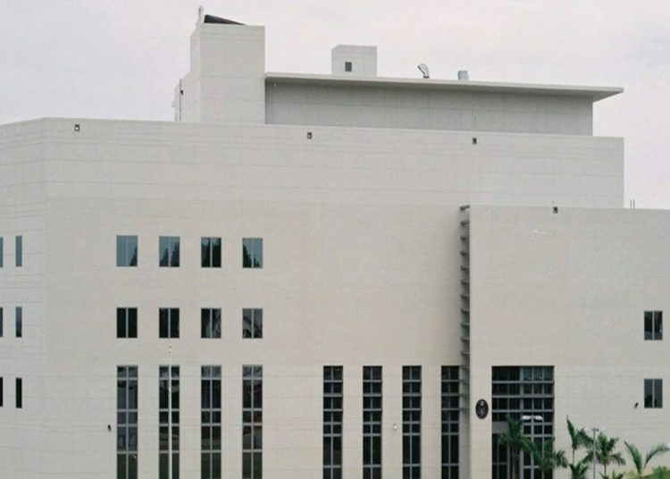 dailybrief_ng's tweet image. US warns citizens of terror threats in Nigeria  @dailbrief_ng dailybrief.ng/us-warns-citiz…
@USinNigeria 
#Nigeria #USAlert