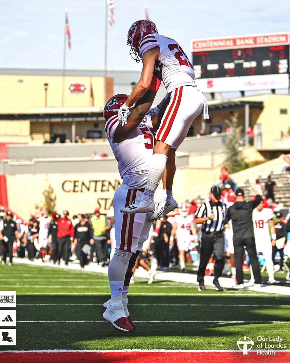 Peter LeBlanc's 87-yard touchdown reception in the first quarter was the fourth-longest reception in school history!

#cULture | #GeauxCajuns