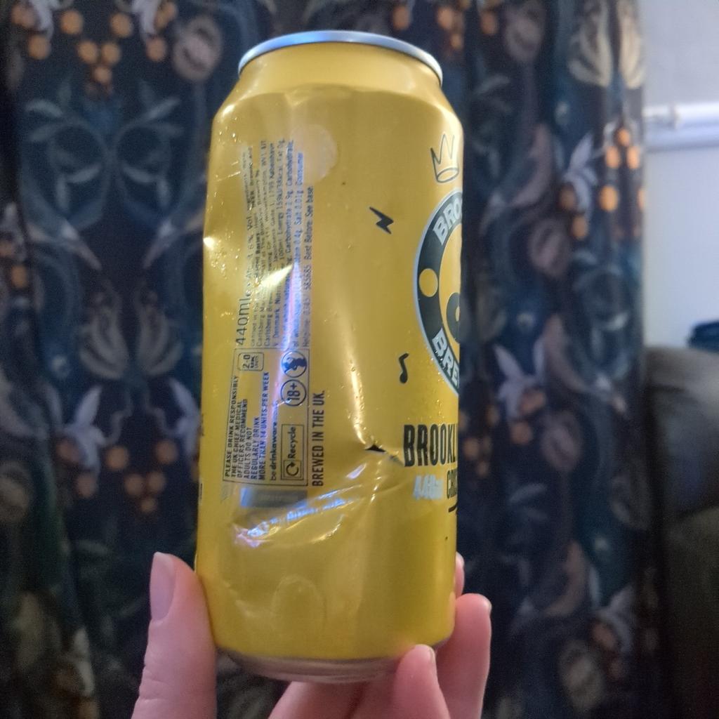 AnnaLouise85's tweet photo. @BrooklynBrewery Mate....the glue on our 4 pack ripped a hole in two cans and spewed beer all over us! Halloween was a few days ago! 🤣🎃 #trickortreat #pleaseusecardboardpackaging https://t.co/WGg3tn1yGK